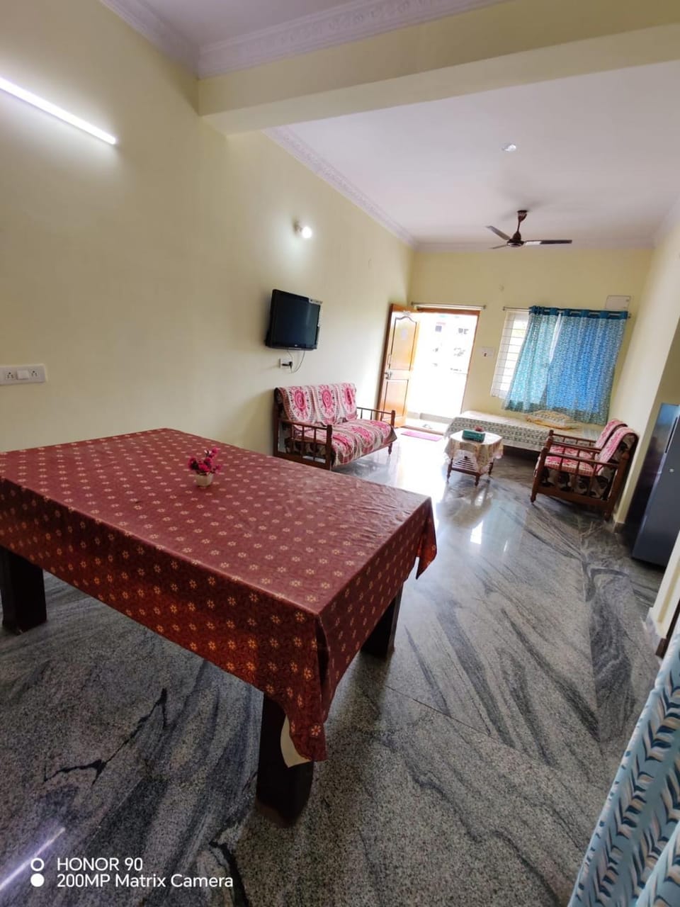 Communal lounge/ TV room, Bed, TV and multimedia, Seating area, Dining area