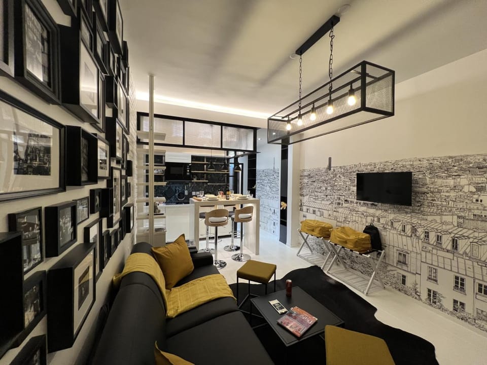 TV and multimedia, Living room