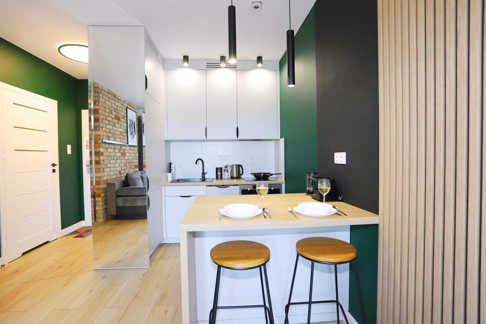 Coffee/tea facilities, Kitchen or kitchenette, Dining area, dishwasher, oven, pet friendly, stove, toaster