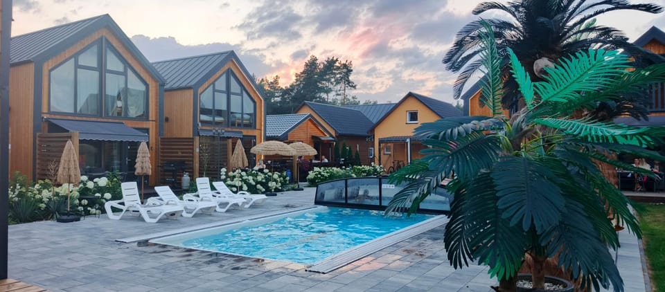 VIP Celebrity House przy Suntago, Grabska Osada Apartamenty House in Masovian Voivodeship