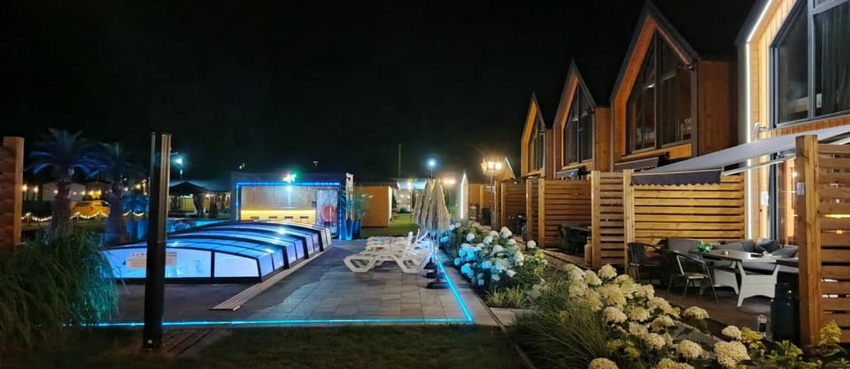 VIP Celebrity House przy Suntago, Grabska Osada Apartamenty House in Masovian Voivodeship