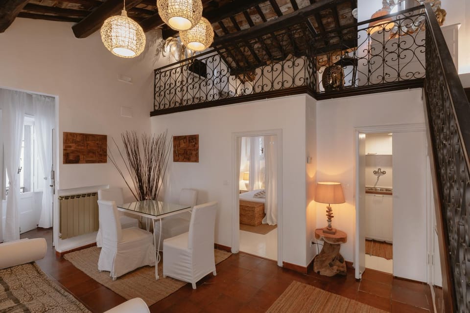 Living room, Photo of the whole room