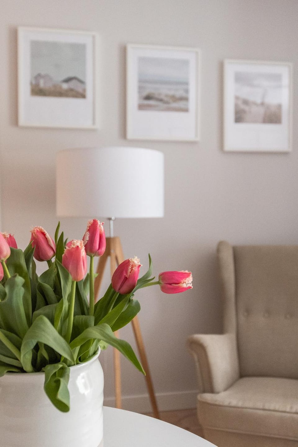 Living room, Decorative detail, Seating area
