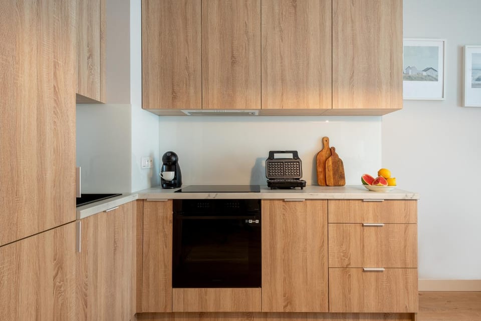 Kitchen or kitchenette, dishwasher, pet friendly, stove, toaster