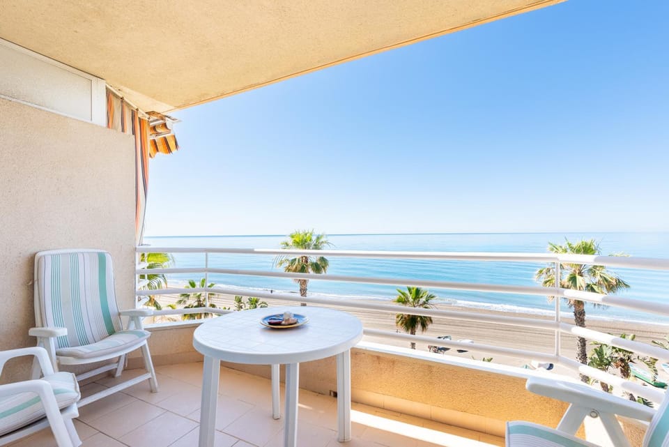 Day, Natural landscape, View (from property/room), Balcony/Terrace, Balcony/Terrace, Sea view