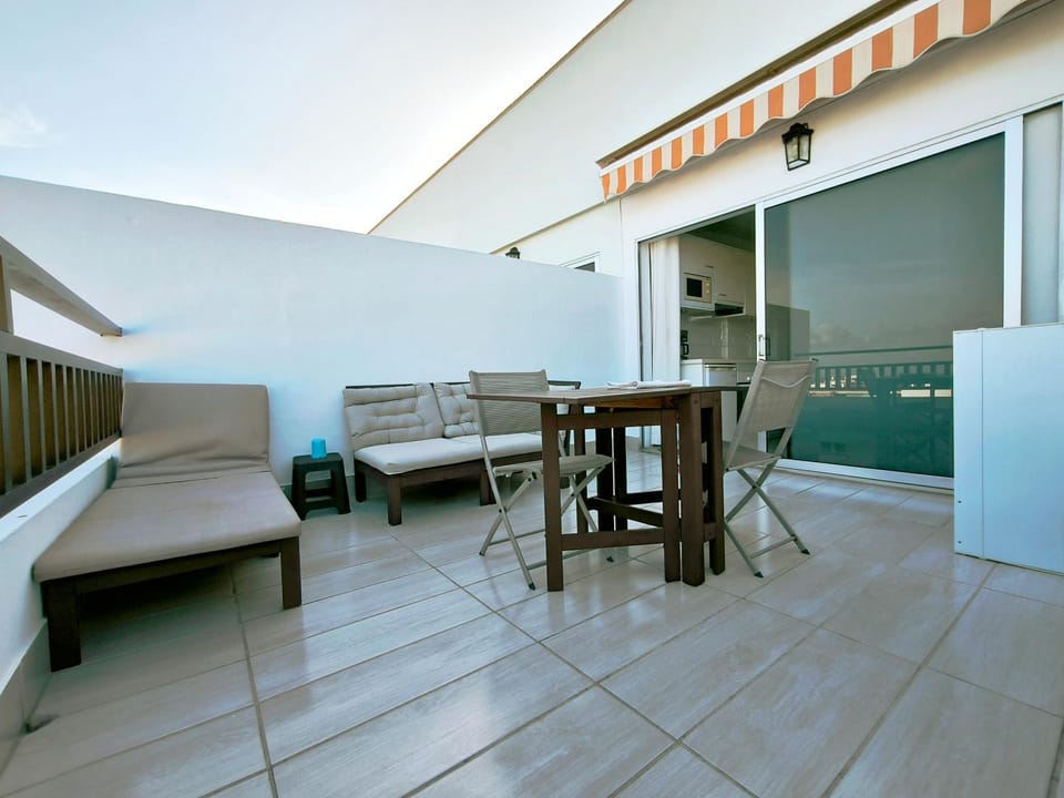 Balcony/Terrace, Dining area, sunbed