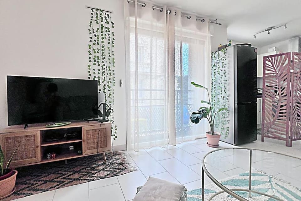 Le Porto Bello - 150m Port Apartment in Nice