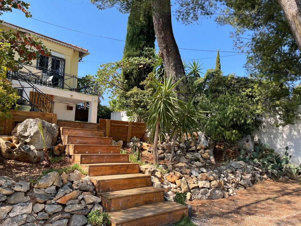 Spacieuse villa dans les pins Villa in Marseille
