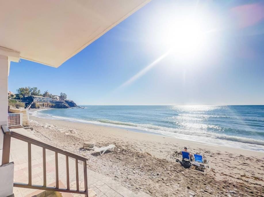 127-Stunning Beachfront Apartment in Benalmádena Apartment in Benalmadena