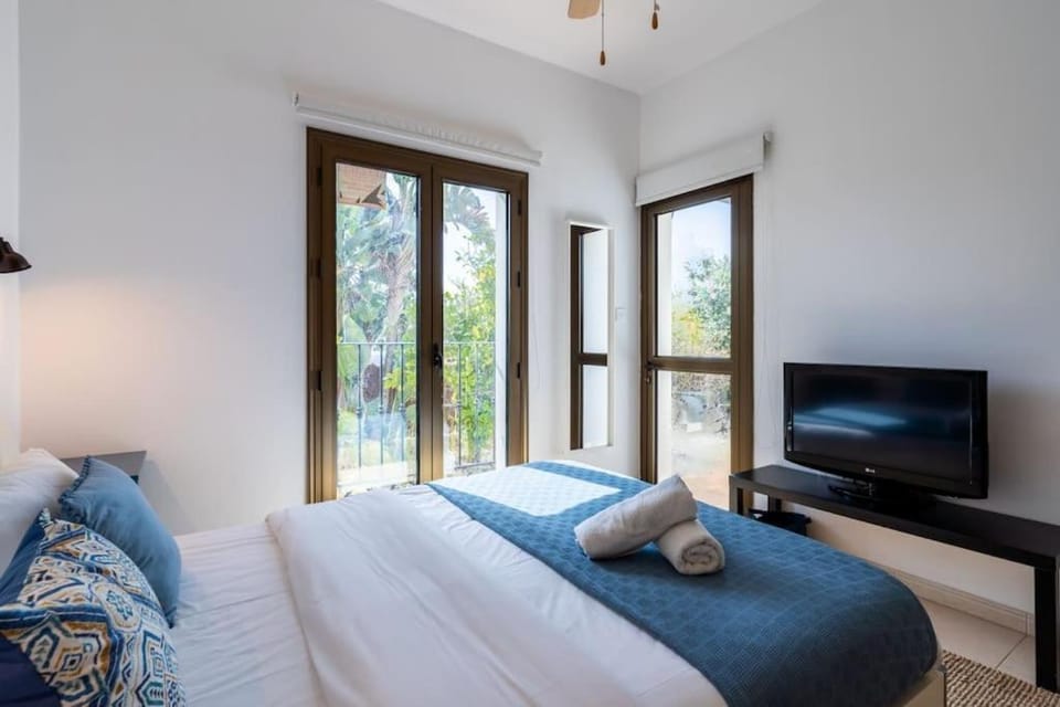 TV and multimedia, Bedroom