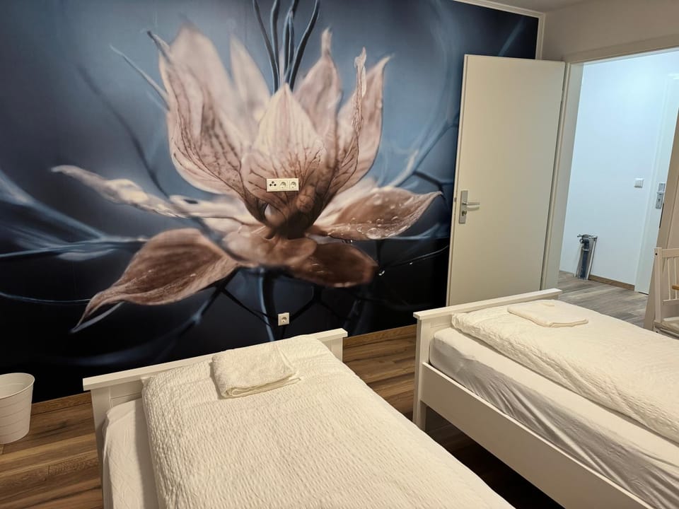 PENSION AMEDY Bed and Breakfast in Lubeck