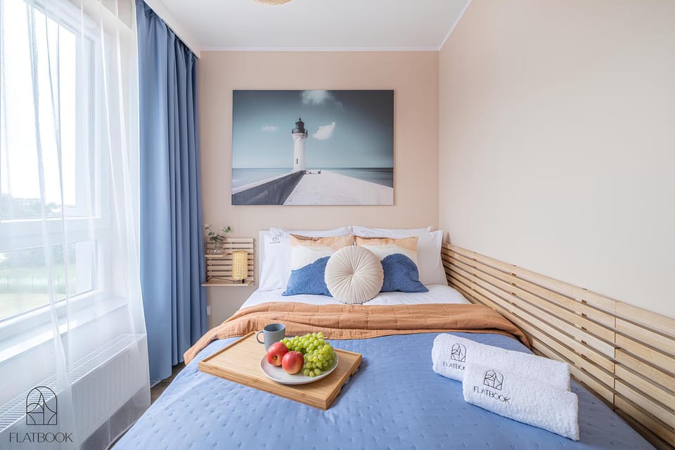 Bed, Photo of the whole room, Bedroom, furniture, towels