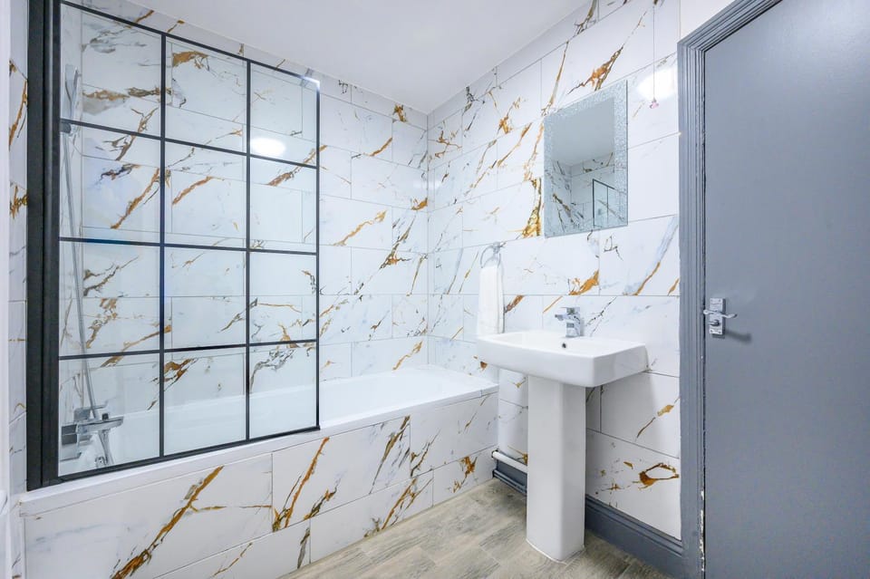 -RC7H- For your relaxed & Cosy Free Parking Vacation rental in Leeds