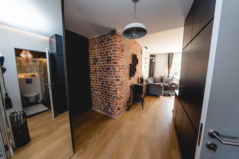 Property building, Living room, Photo of the whole room, wardrobe