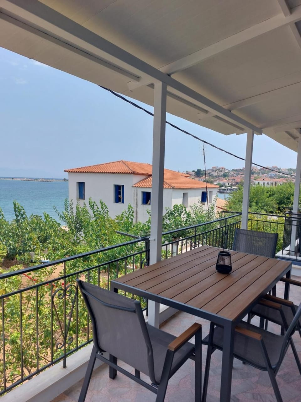 Seaview Apartment by Christina Apartment in Messenia