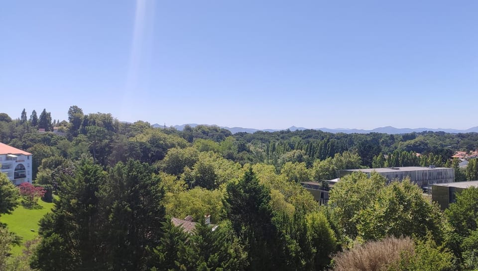 Balcony/Terrace, Mountain view