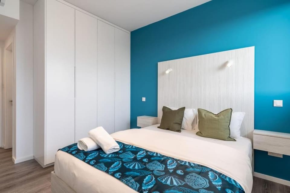 Bed, Bedroom, wardrobe