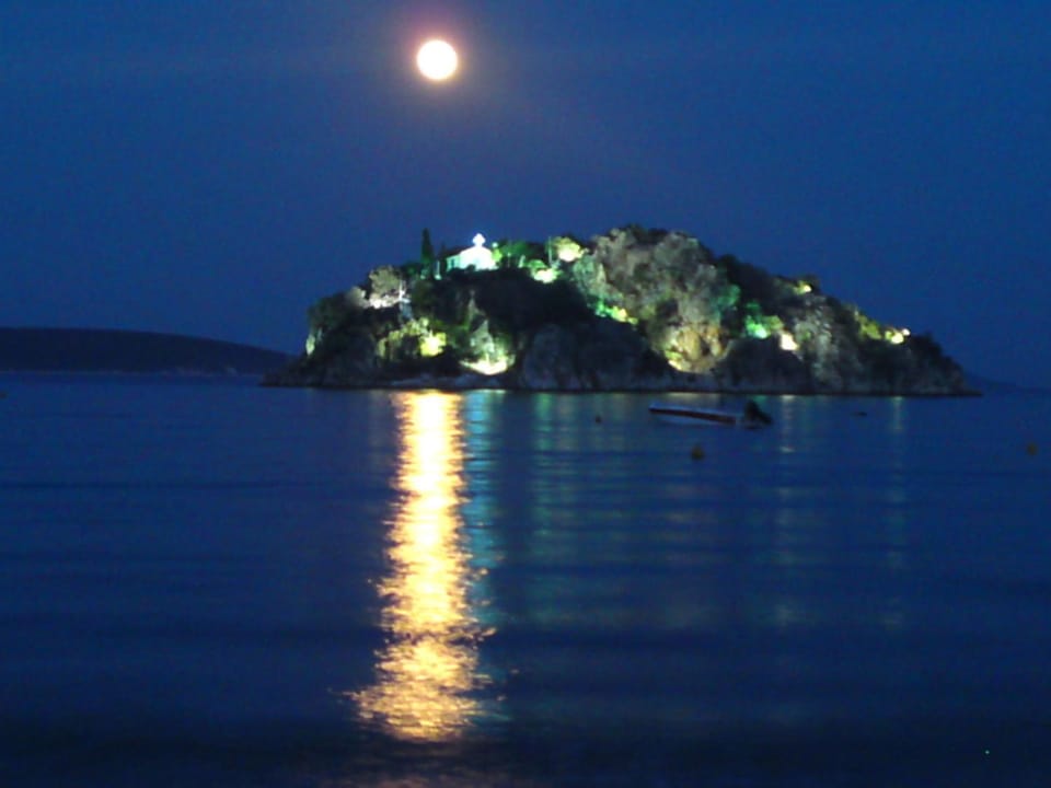 Arcadia Luxury Rooms Seaside Cuisine Resort in Argolis, Greece