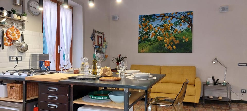 Moderno appartamento vista mare, con parcheggio privato Apartment in Province of Massa and Carrara