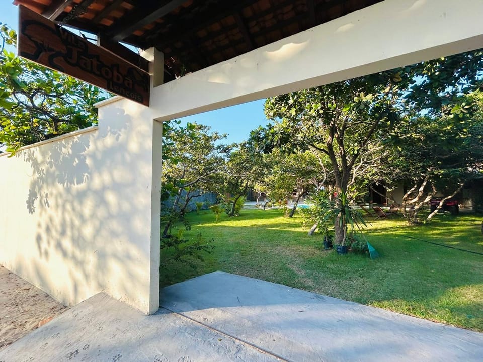 Property building, Facade/entrance, Day, Natural landscape, Garden, Garden view