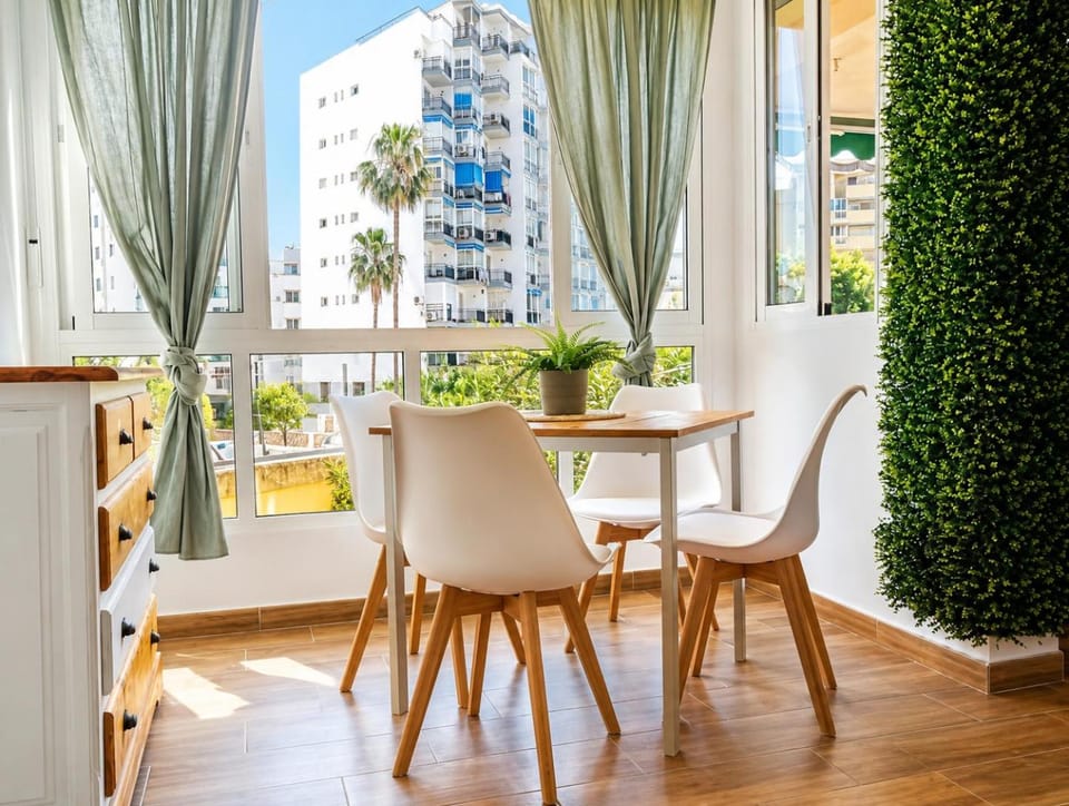 Dining area, Garden view, Garden view