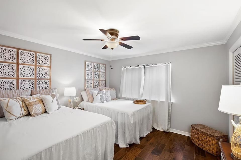 Portside 2SG- Seabreeze Townhome by Emerald Coast Retreats House in Panama City Beach