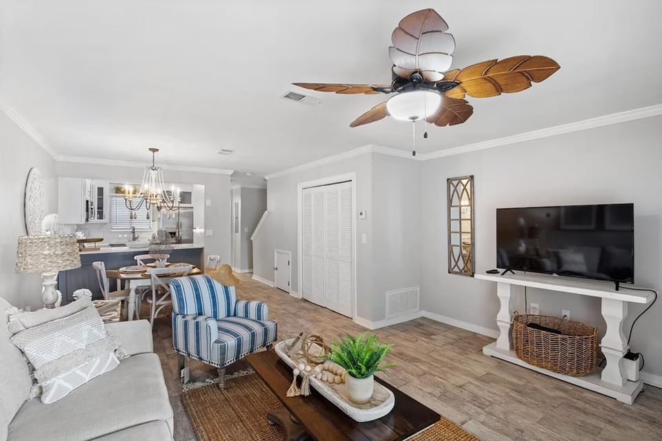 Portside 2SG- Seabreeze Townhome by Emerald Coast Retreats House in Panama City Beach