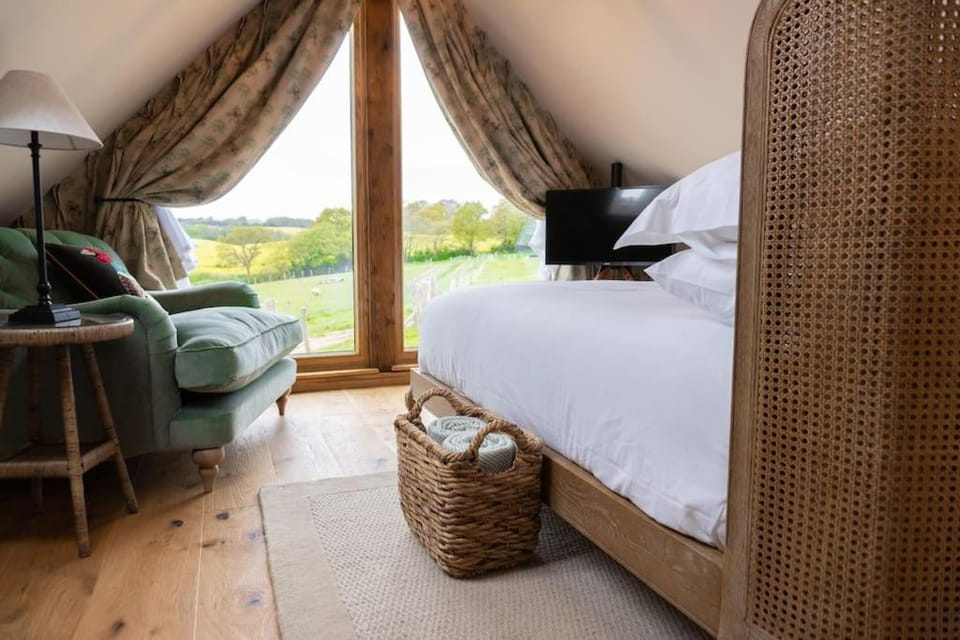 Luxury Studio Nestled in the Sussex Countryside Apartment in Rother District