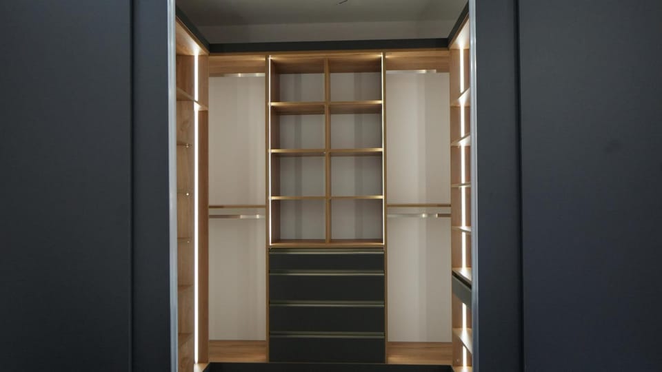 wardrobe