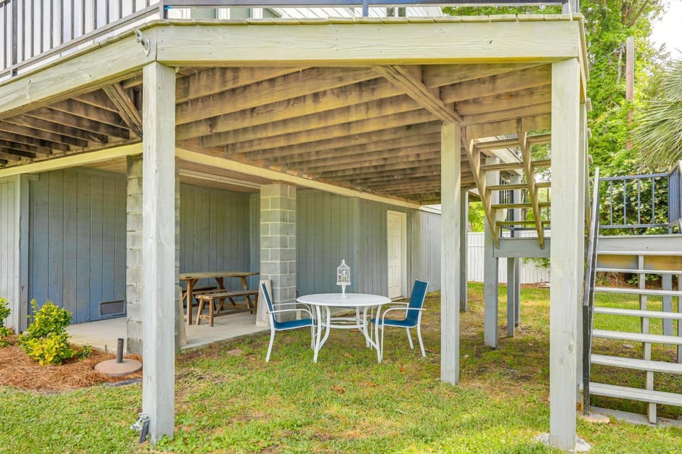 New Bern Home w/ Water View Near Downtown! House in New Bern