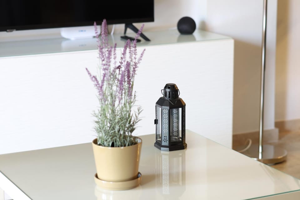 Maravilloso adosado para 8 en entorno privilegiado by Hometels Apartment in Canet d'en Berenguer