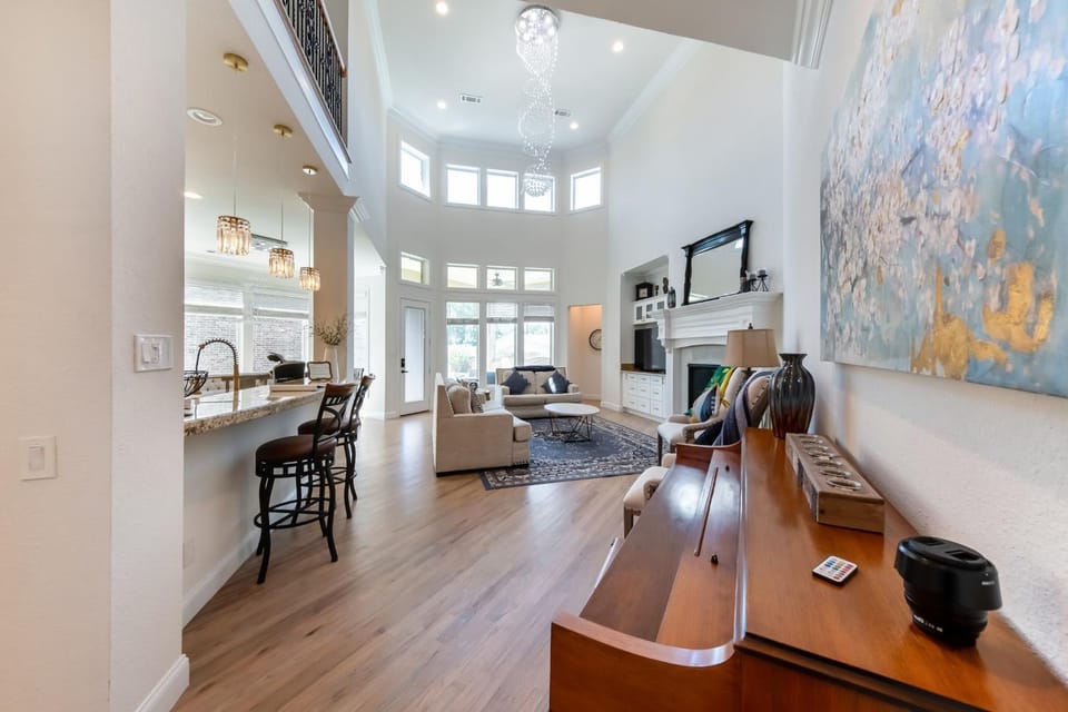 TV and multimedia, Living room, Seating area