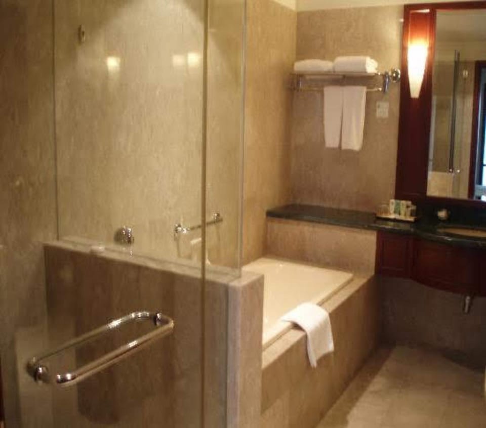 Bathroom, Bath, towels