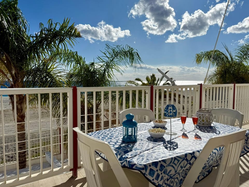 Natural landscape, Balcony/Terrace, Sea view, Sea view