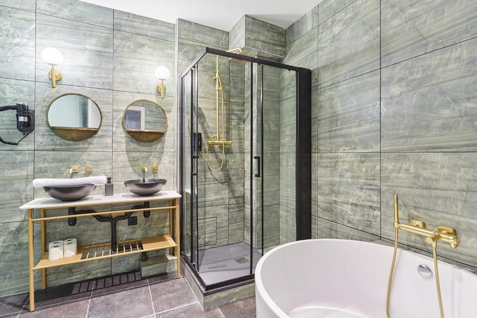 Sublime Apartment Montaigne Arc de Triomphe by Studioprestige Apartment in Paris