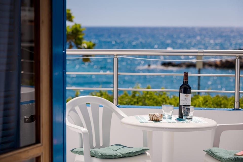 View (from property/room), Balcony/Terrace, Balcony/Terrace, Dining area, Sea view