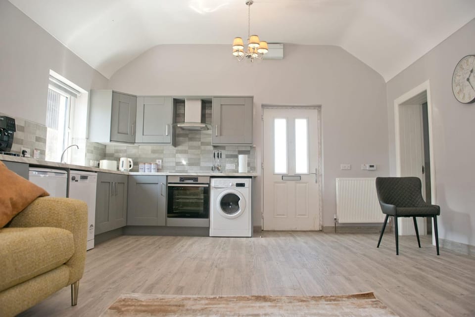 Creggan Deveskey Cottage New Hot Tub At Property House in County Donegal