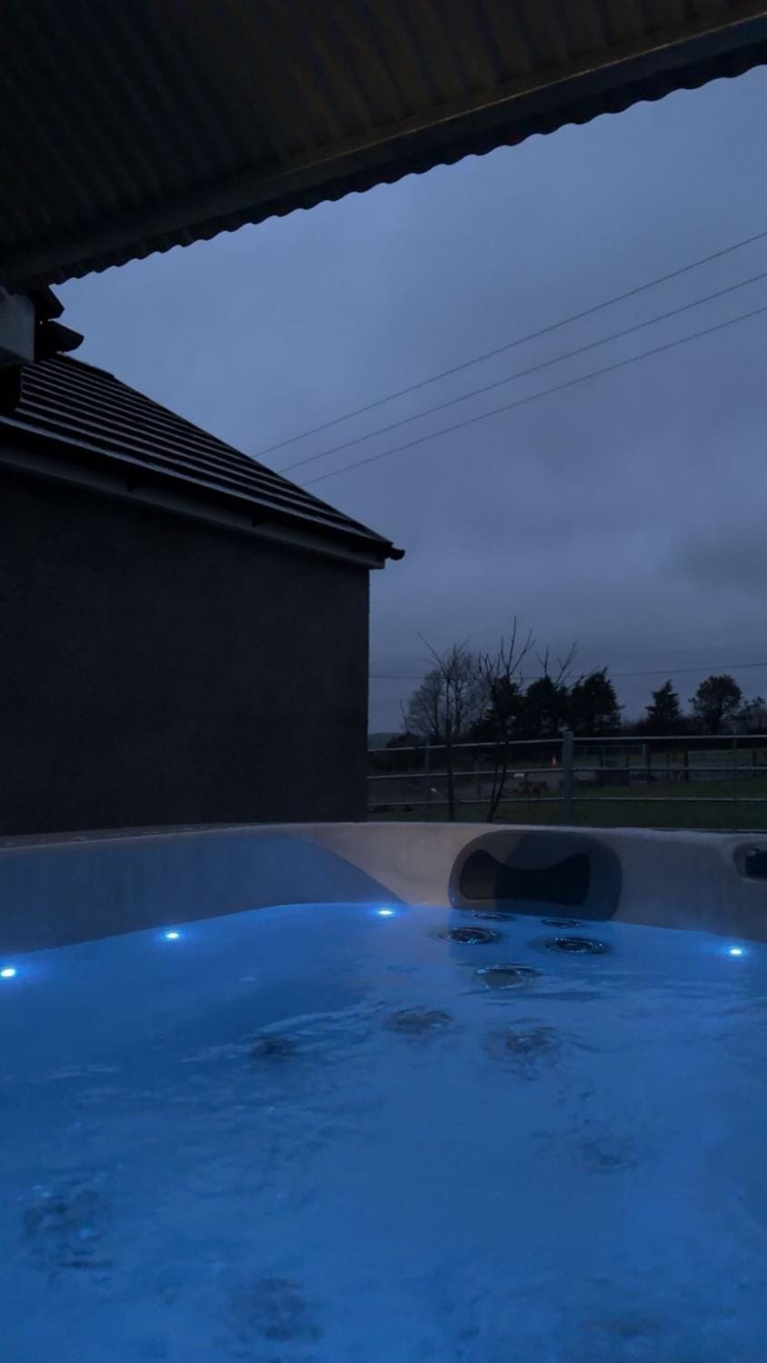 Creggan Deveskey Cottage New Hot Tub At Property House in County Donegal