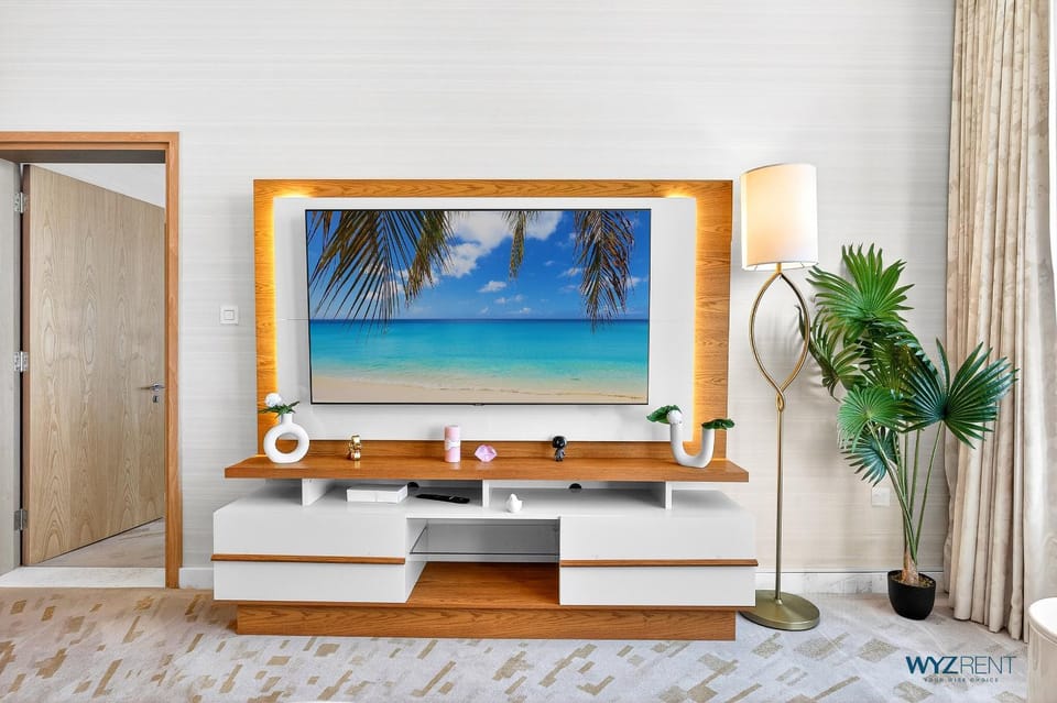 TV and multimedia, Decorative detail