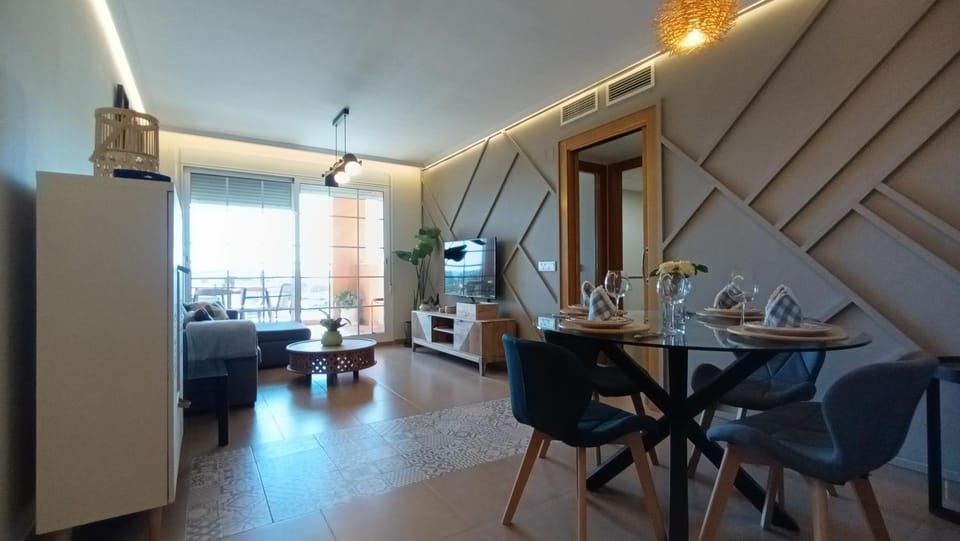 Living room, Seating area, Dining area