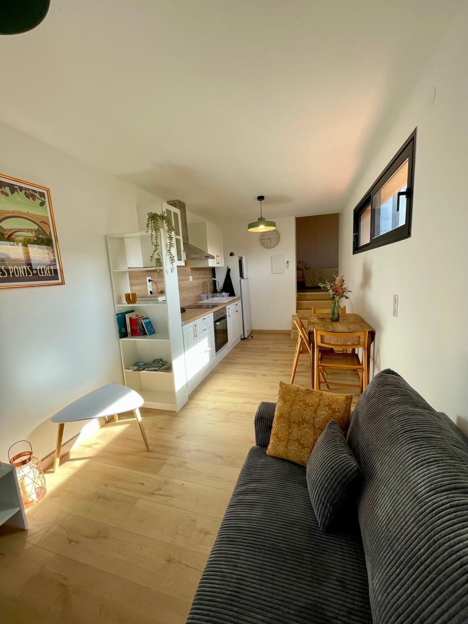 Kitchen or kitchenette, Living room, Dining area