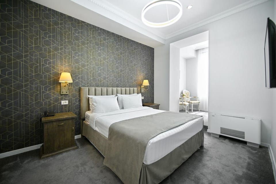 Bed, Photo of the whole room