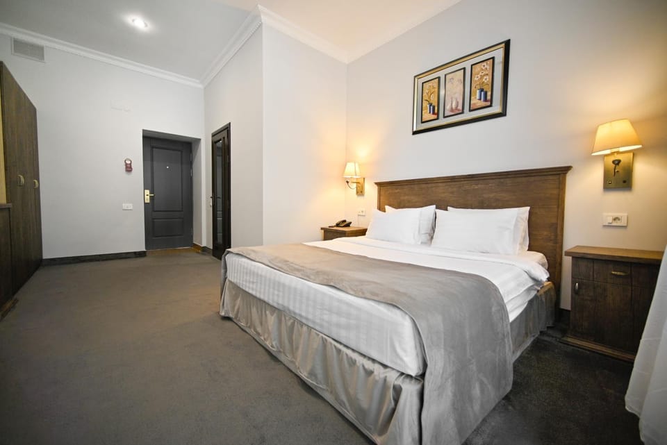 Bed, Bedroom, wardrobe