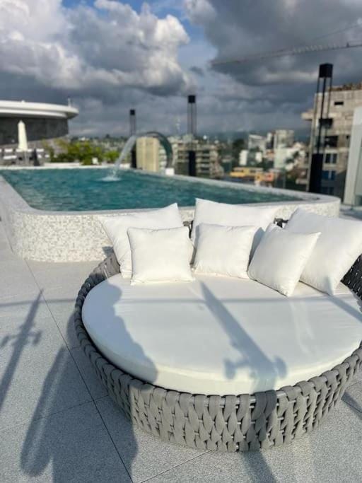 Balcony/Terrace, Pool view, Swimming pool