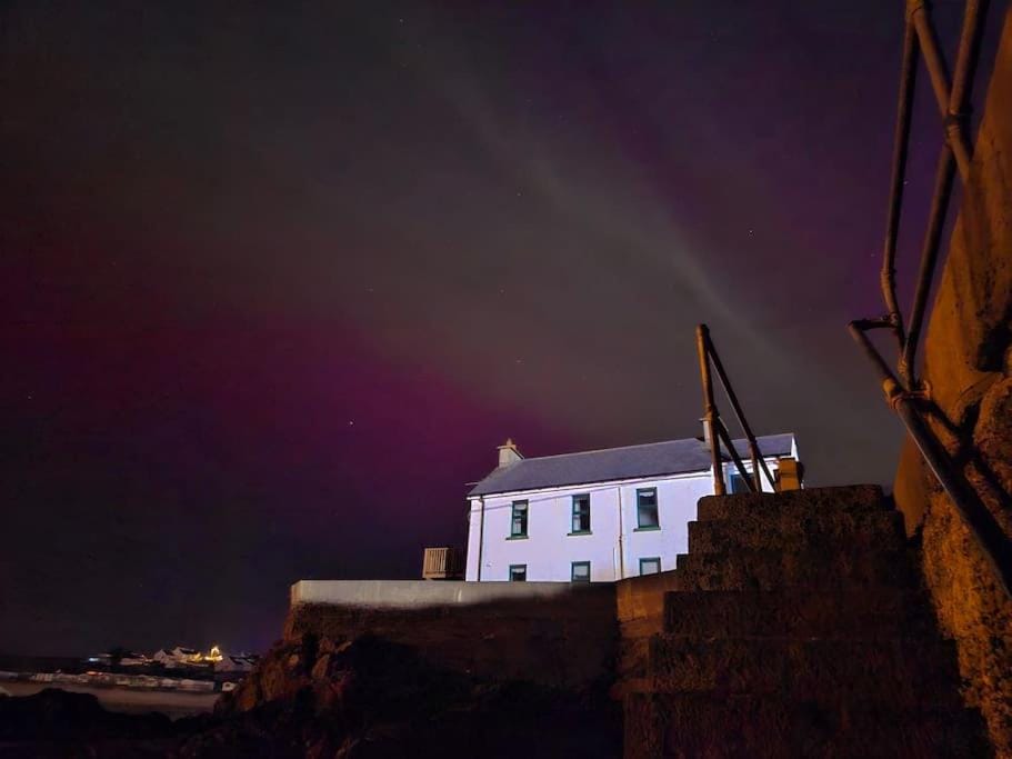 Property building, Night