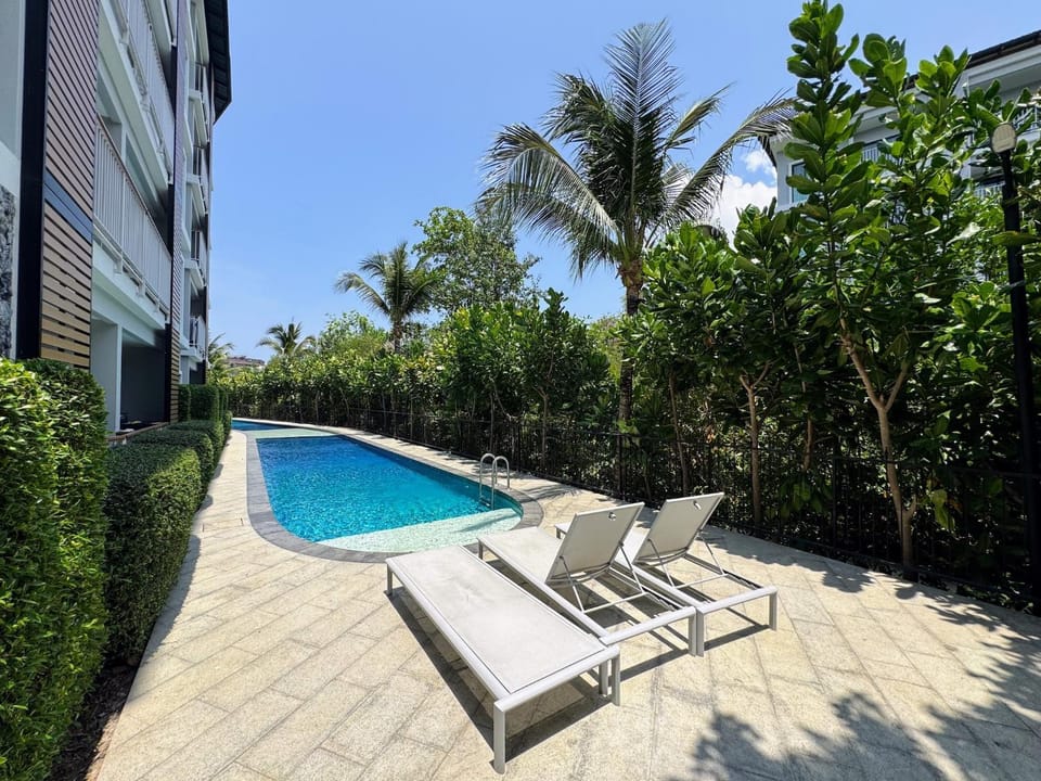 Balcony/Terrace, Pool view