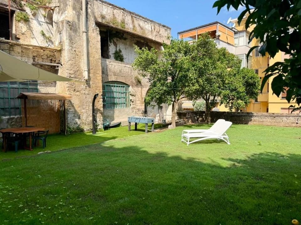 Private Lemon Garden Loft in the Center Apartment in Sant Agnello
