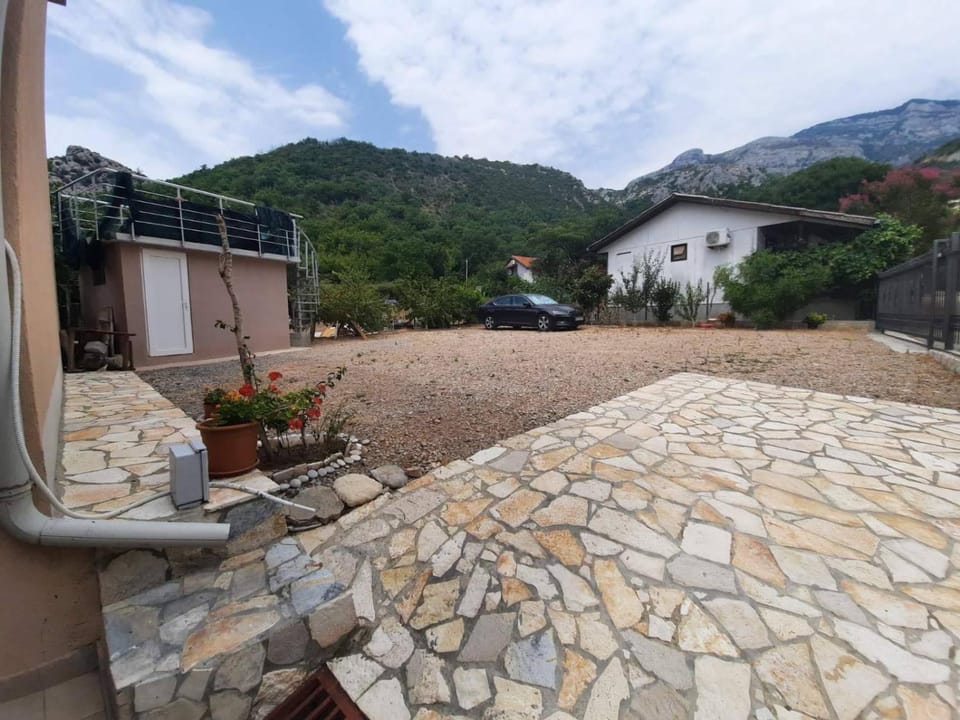 Mountain view, Parking