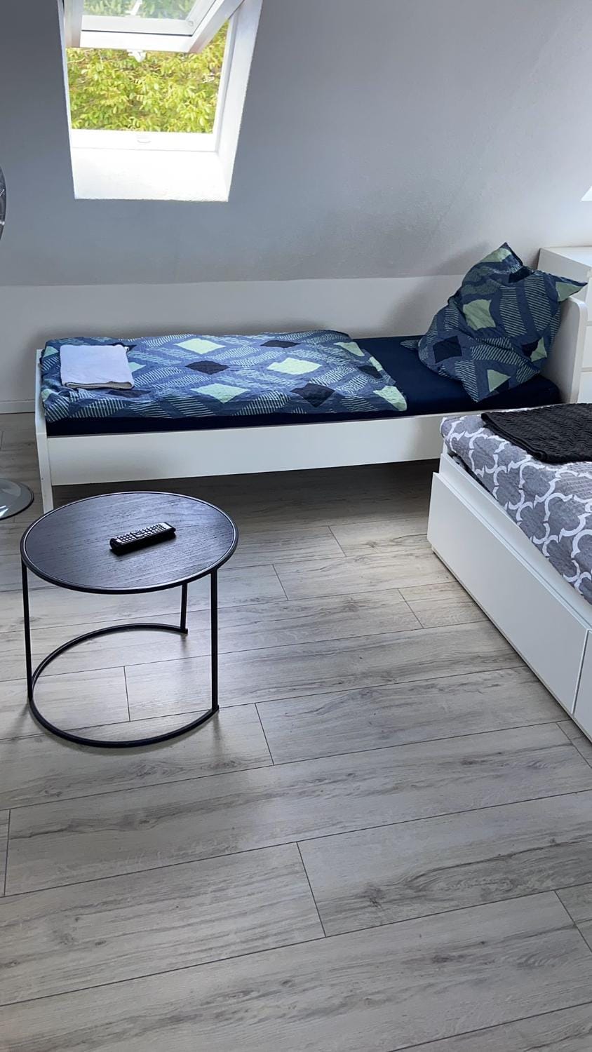 Bed, Living room, Bedroom
