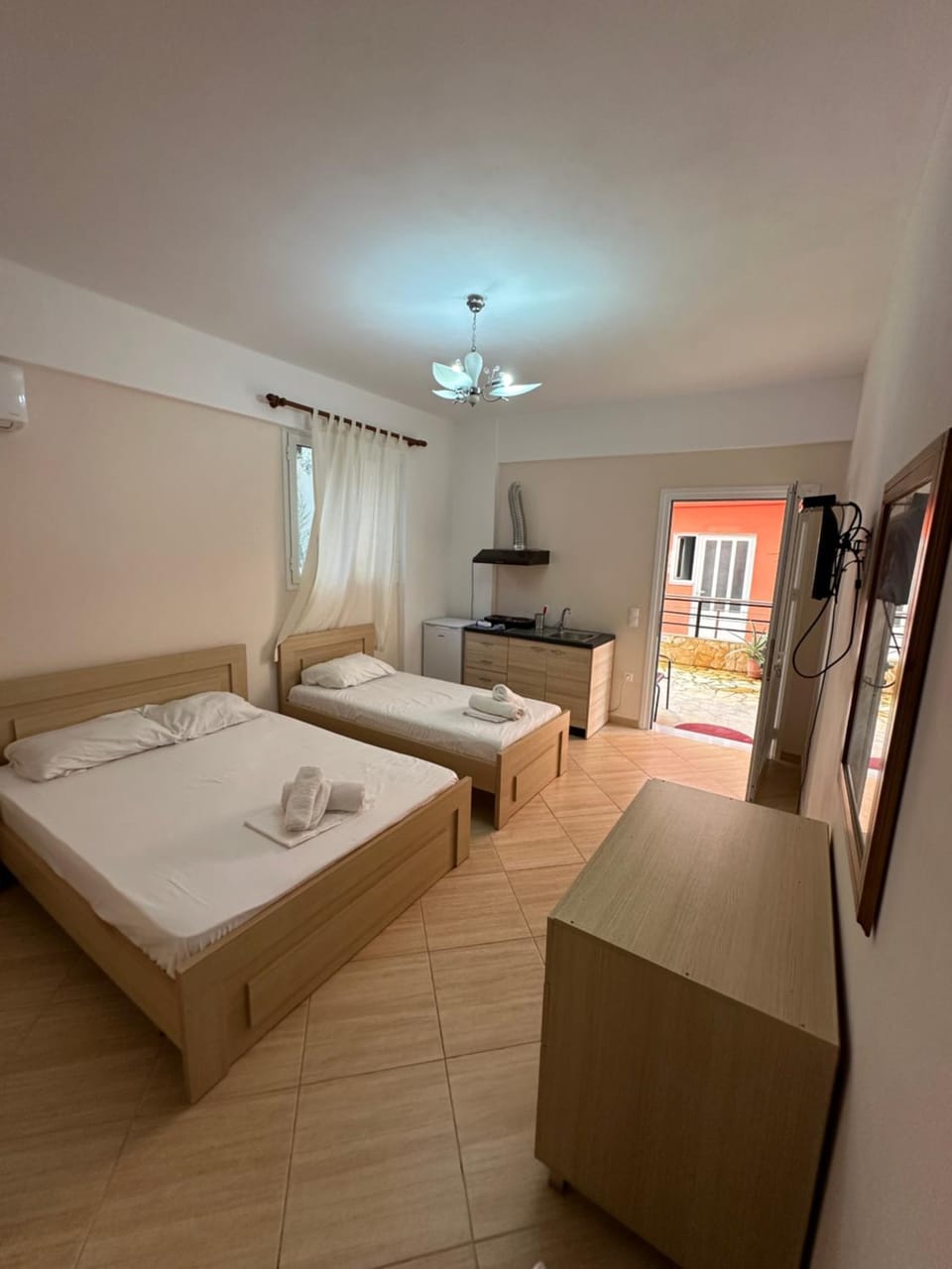 Elysian Sunset Studios Apartment hotel in Vlorë County, Albania